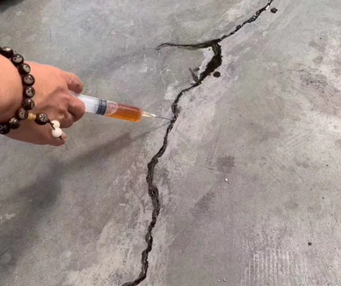 凤阳混凝土裂缝修补技术详解​